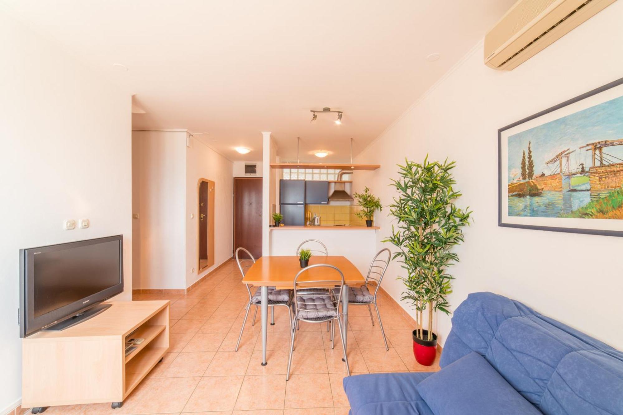 M Duplex Apartments สปลิท ภายนอก รูปภาพ